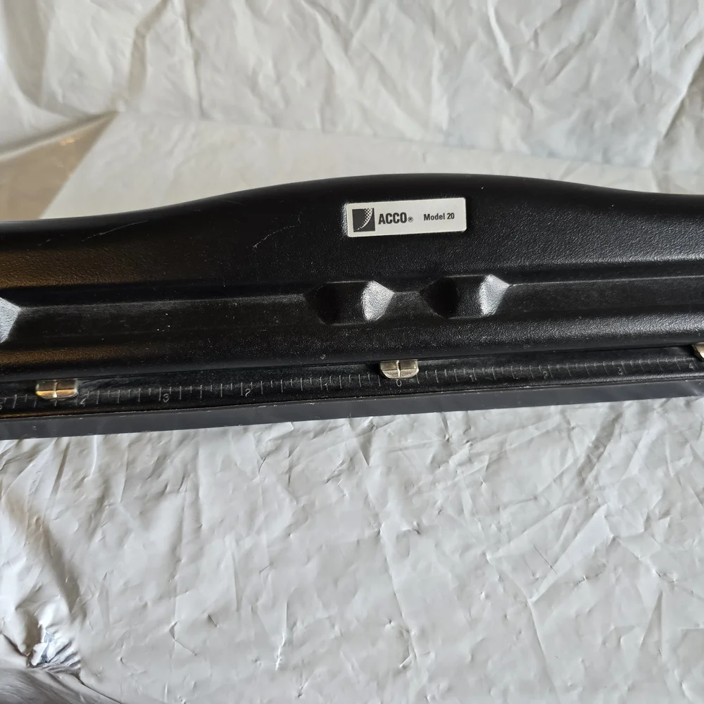 Black Hole Punch 3 Hole